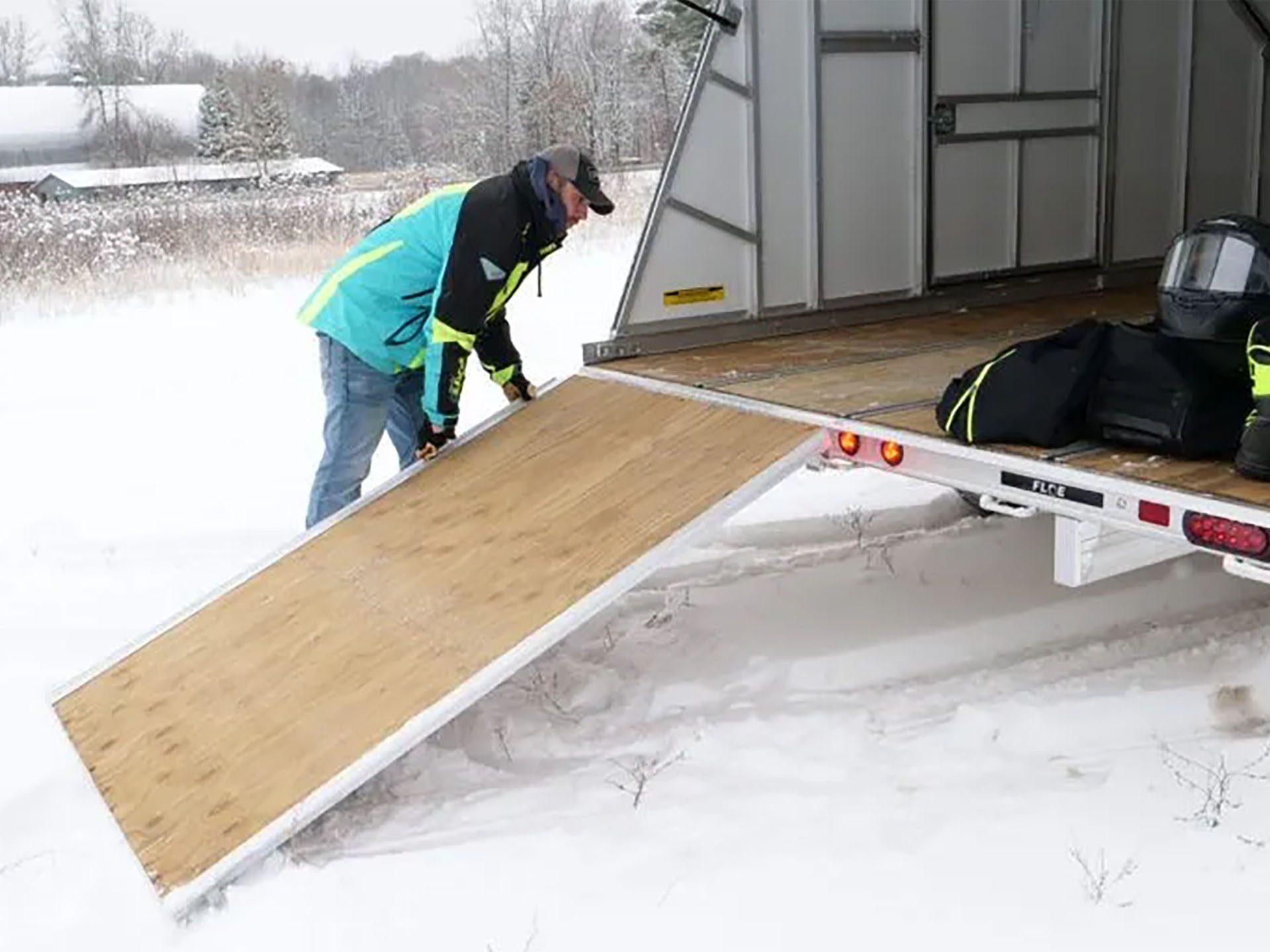 2025 FLOE INTERNATIONAL Pro-Tektor Enclosure 16 ft. (No Brakes) in Grand Rapids, Minnesota - Photo 6